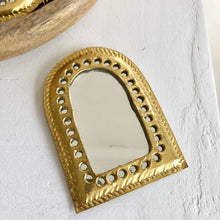 Load image into Gallery viewer, Mini miroir n°5 | Porte
